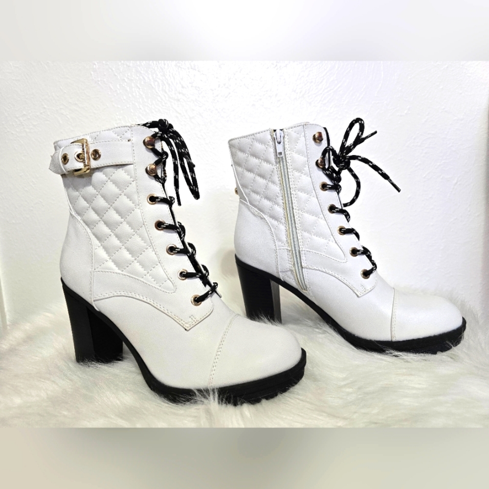 G by Guess Ankle Boots White Gimmy Platedorm Bootie High Heel. NEW
